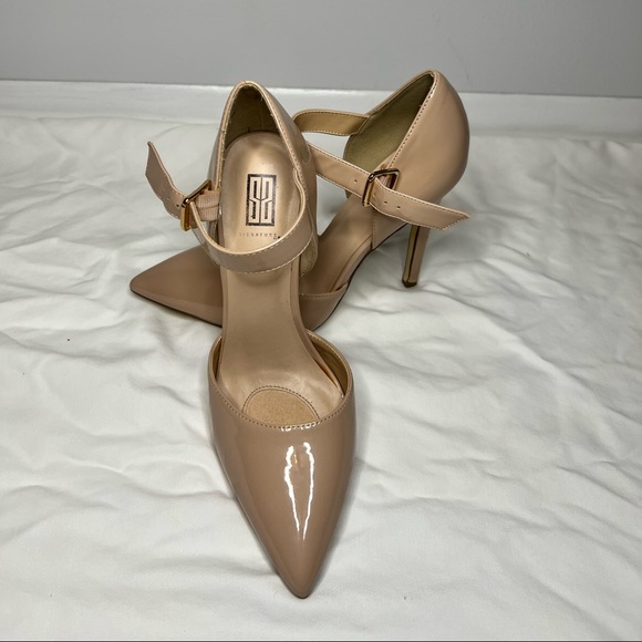 Signature Tan pumps size 8 - Picture 6 of 8